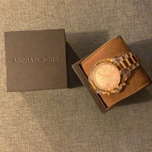 Michae Kors woman’s watch